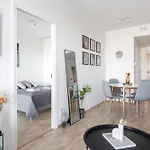 דירה Modern 1br With Sauna & Balcony טמפרה