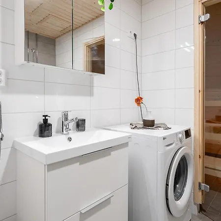 Modern 1br With Sauna & Balcony Apartment