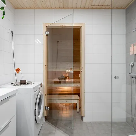 Modern 1br With Sauna & Balcony